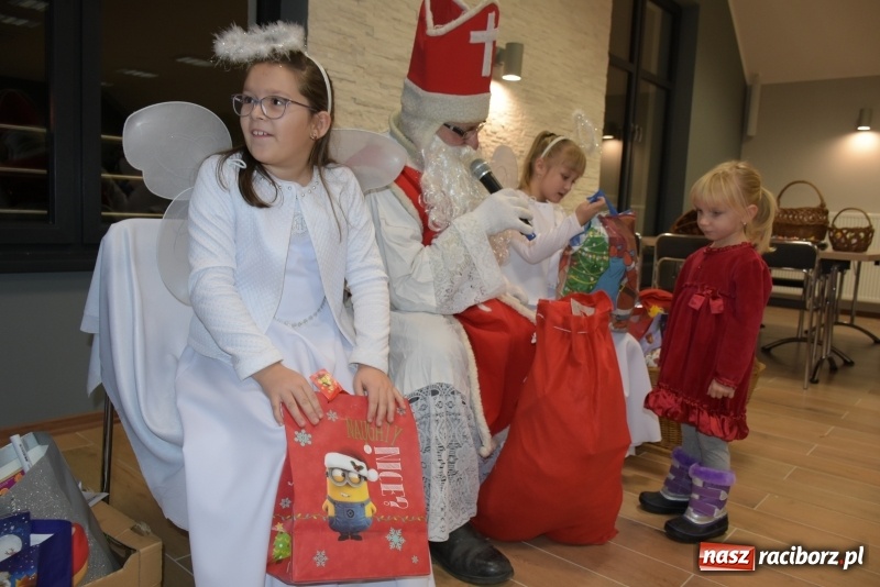 Zdjęcie w galerii na portalu naszraciborz.pl: Mikołaj się zbliża dzieci się radują wiadomości z regionu
