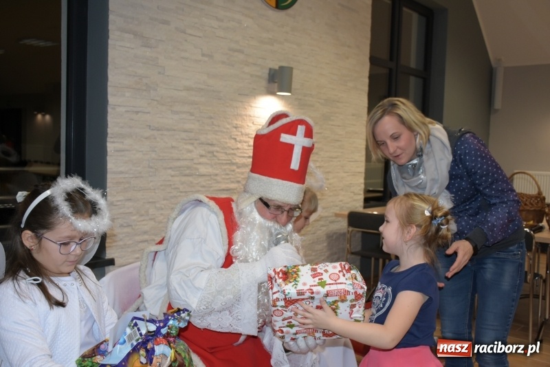 Zdjęcie w galerii na portalu naszraciborz.pl: Mikołaj się zbliża dzieci się radują wiadomości z regionu