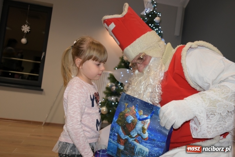 Zdjęcie w galerii na portalu naszraciborz.pl: Mikołaj się zbliża dzieci się radują wiadomości z regionu