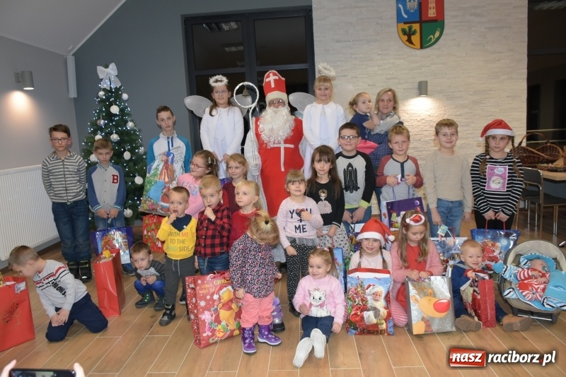 Zdjęcie w galerii na portalu naszraciborz.pl: Mikołaj się zbliża dzieci się radują wiadomości z regionu