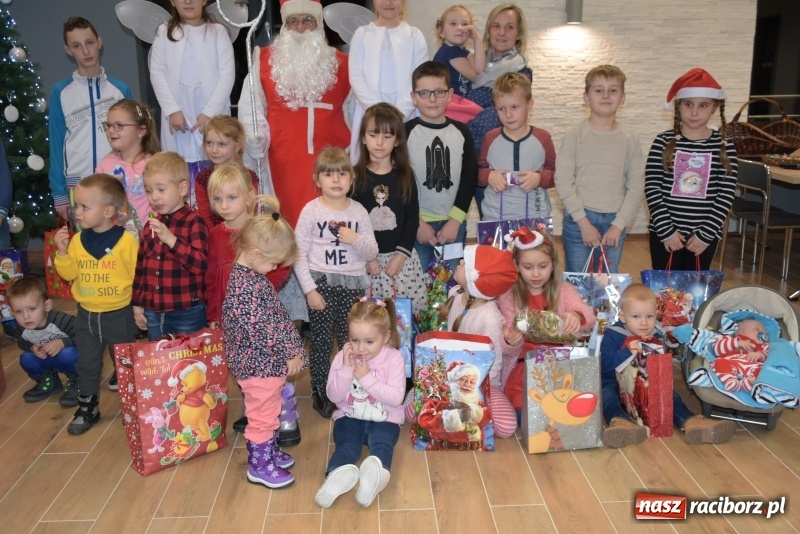 Zdjęcie w galerii na portalu naszraciborz.pl: Mikołaj się zbliża dzieci się radują wiadomości z regionu