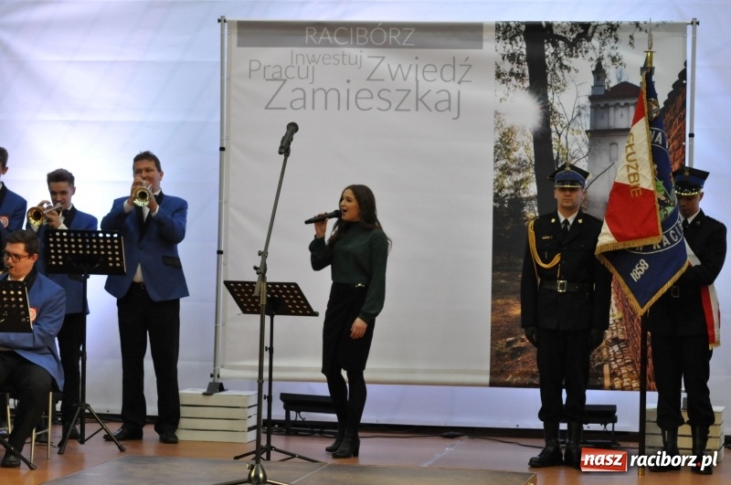 Zdjęcie w galerii na portalu naszraciborz.pl: Prezydent RP Andrzej Duda w Raciborzu. Było o Odrze, polskim ruchu narodowym i smogu  wiadomości z regionu