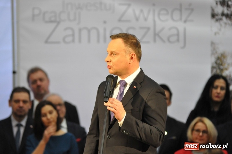 Zdjęcie w galerii na portalu naszraciborz.pl: Prezydent RP Andrzej Duda w Raciborzu. Było o Odrze, polskim ruchu narodowym i smogu  wiadomości z regionu
