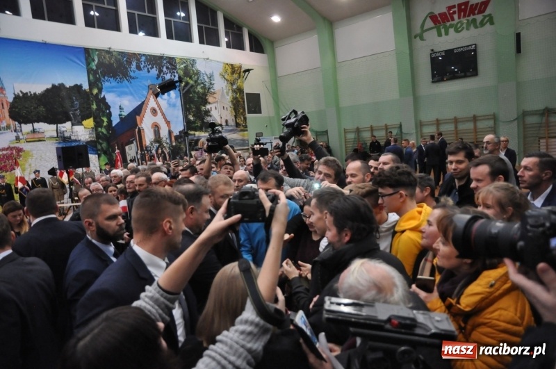 Zdjęcie w galerii na portalu naszraciborz.pl: Prezydent RP Andrzej Duda w Raciborzu. Było o Odrze, polskim ruchu narodowym i smogu  wiadomości z regionu