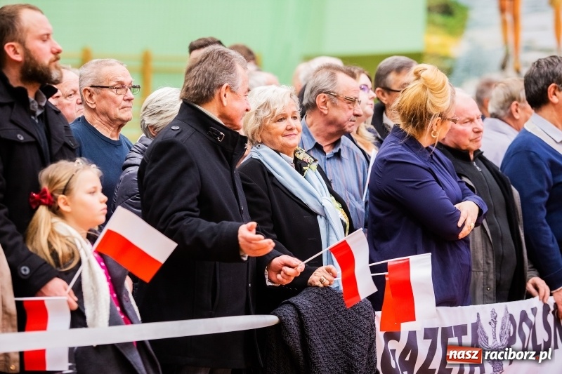 Zdjęcie w galerii na portalu naszraciborz.pl: Prezydent RP Andrzej Duda w Raciborzu. Było o Odrze, polskim ruchu narodowym i smogu  wiadomości z regionu
