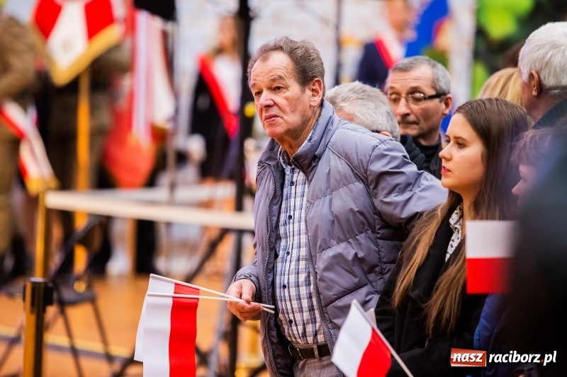 Zdjęcie w galerii na portalu naszraciborz.pl: Prezydent RP Andrzej Duda w Raciborzu. Było o Odrze, polskim ruchu narodowym i smogu  wiadomości z regionu