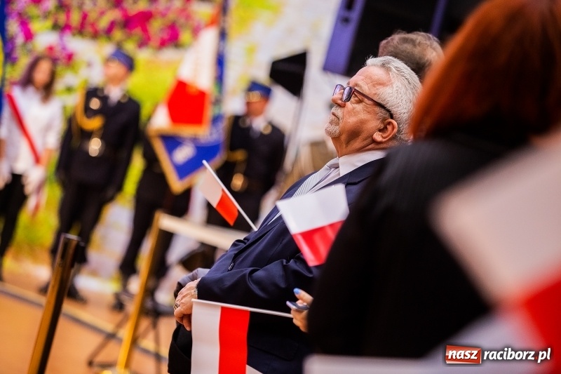 Zdjęcie w galerii na portalu naszraciborz.pl: Prezydent RP Andrzej Duda w Raciborzu. Było o Odrze, polskim ruchu narodowym i smogu  wiadomości z regionu