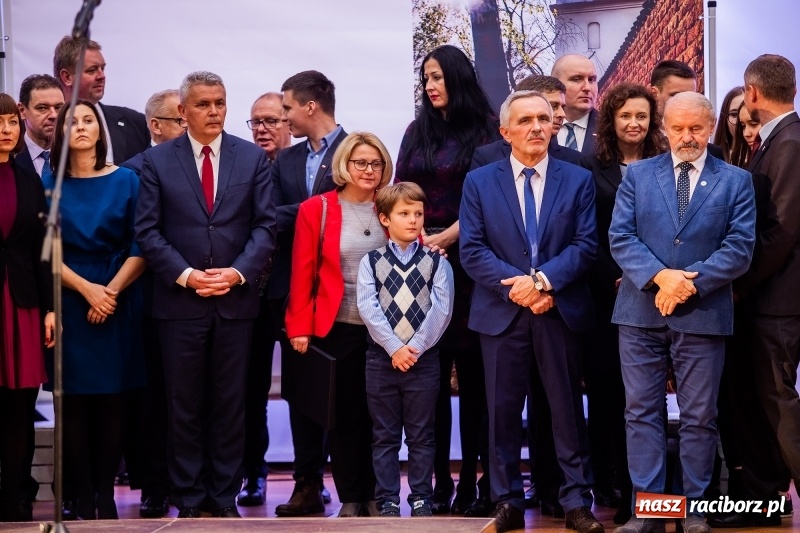 Zdjęcie w galerii na portalu naszraciborz.pl: Prezydent RP Andrzej Duda w Raciborzu. Było o Odrze, polskim ruchu narodowym i smogu  wiadomości z regionu