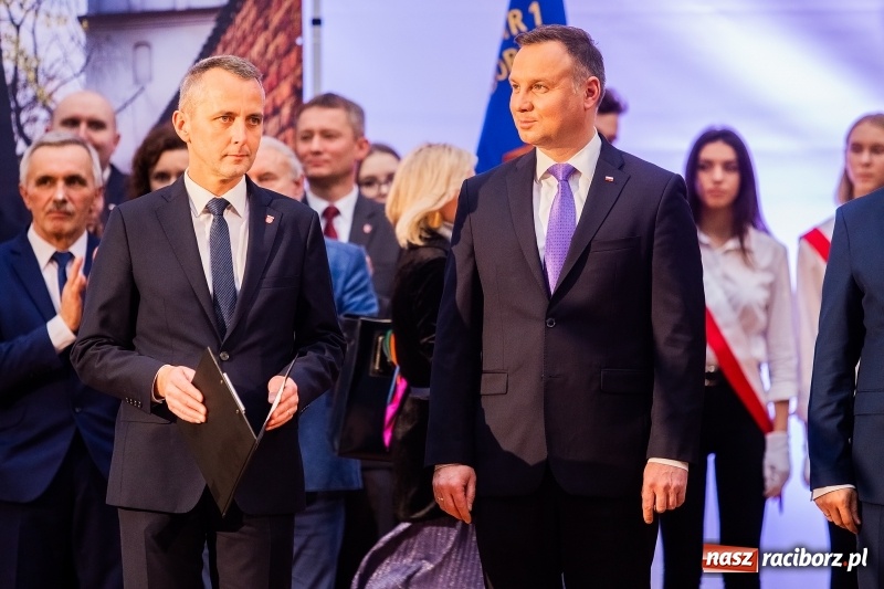 Zdjęcie w galerii na portalu naszraciborz.pl: Prezydent RP Andrzej Duda w Raciborzu. Było o Odrze, polskim ruchu narodowym i smogu  wiadomości z regionu