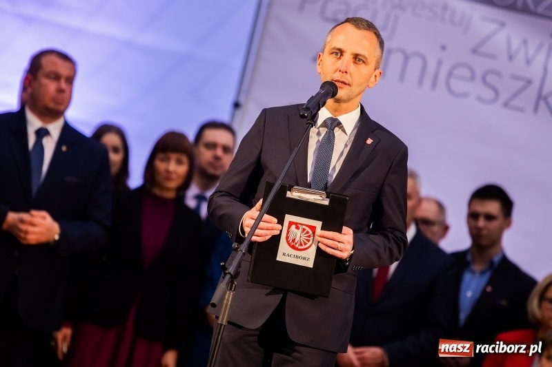 Zdjęcie w galerii na portalu naszraciborz.pl: Prezydent RP Andrzej Duda w Raciborzu. Było o Odrze, polskim ruchu narodowym i smogu  wiadomości z regionu