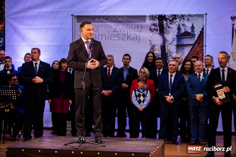 Zdjęcie w galerii na portalu naszraciborz.pl: Prezydent RP Andrzej Duda w Raciborzu. Było o Odrze, polskim ruchu narodowym i smogu  wiadomości z regionu