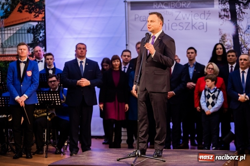 Zdjęcie w galerii na portalu naszraciborz.pl: Prezydent RP Andrzej Duda w Raciborzu. Było o Odrze, polskim ruchu narodowym i smogu  wiadomości z regionu
