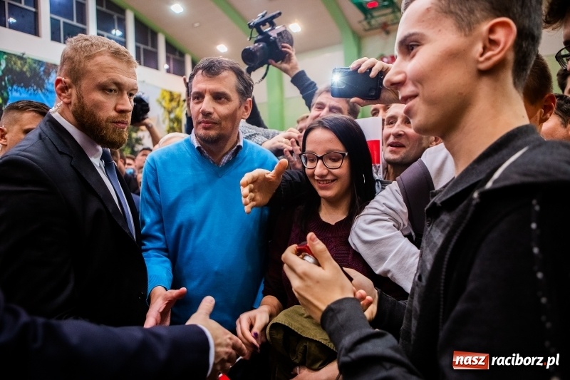 Zdjęcie w galerii na portalu naszraciborz.pl: Prezydent RP Andrzej Duda w Raciborzu. Było o Odrze, polskim ruchu narodowym i smogu  wiadomości z regionu