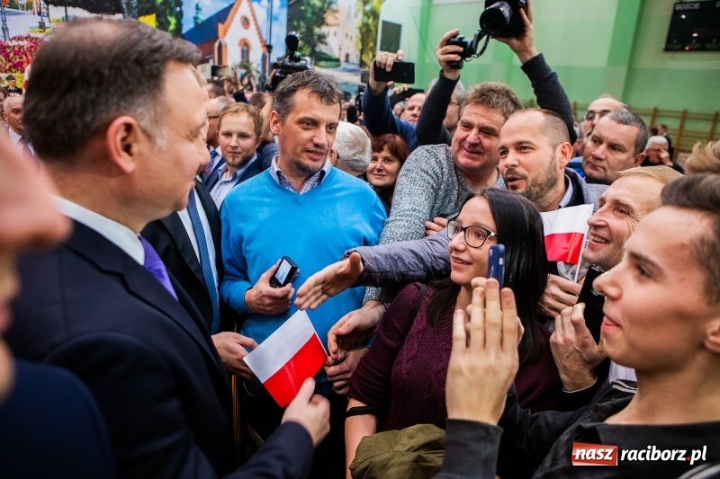 Zdjęcie w galerii na portalu naszraciborz.pl: Prezydent RP Andrzej Duda w Raciborzu. Było o Odrze, polskim ruchu narodowym i smogu  wiadomości z regionu