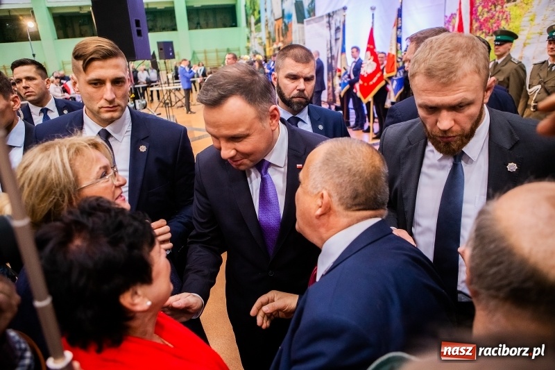 Zdjęcie w galerii na portalu naszraciborz.pl: Prezydent RP Andrzej Duda w Raciborzu. Było o Odrze, polskim ruchu narodowym i smogu  wiadomości z regionu