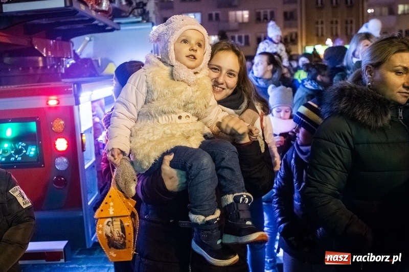 Zdjęcie w galerii na portalu naszraciborz.pl: Strażacy zapraszają na spotkanie ze Świętym Mikołajem wiadomości z regionu