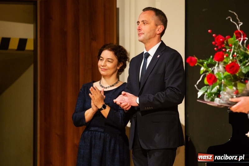 Zdjęcie w galerii na portalu naszraciborz.pl: Wręczono raciborskie Laury Wolontariatu 2018  wiadomości z regionu