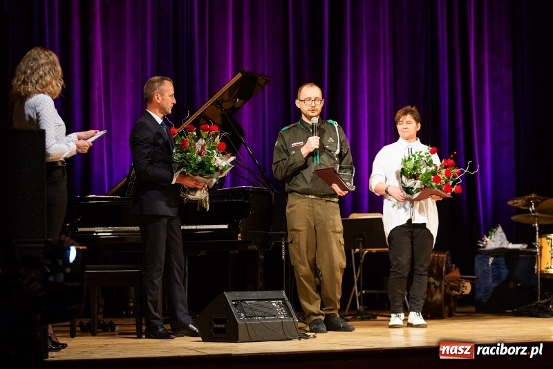 Zdjęcie w galerii na portalu naszraciborz.pl: Wręczono raciborskie Laury Wolontariatu 2018  wiadomości z regionu