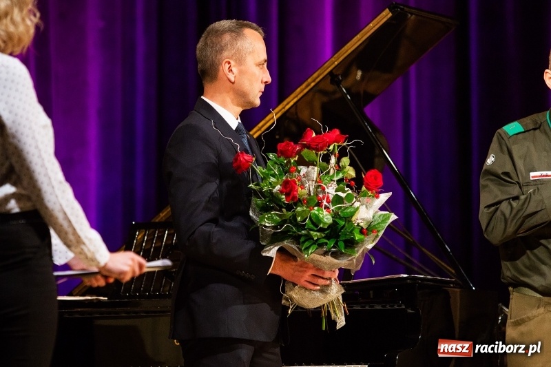 Zdjęcie w galerii na portalu naszraciborz.pl: Wręczono raciborskie Laury Wolontariatu 2018  wiadomości z regionu