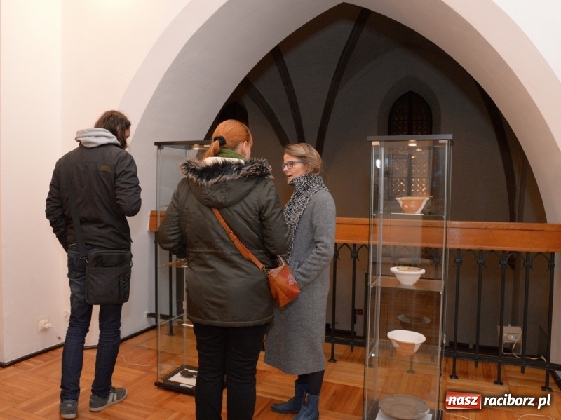 Zdjęcie w galerii na portalu naszraciborz.pl: Fortyfikacje średniowiecznego Raciborza na wystawie w raciborskim Muzeum  wiadomości z regionu