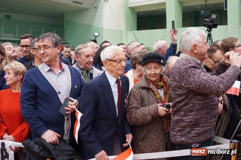 Zdjęcie w galerii na portalu naszraciborz.pl: Familiada, czyli co poszło nie tak na spotkaniu z prezydentem Andrzejem Dudą  wiadomości z regionu