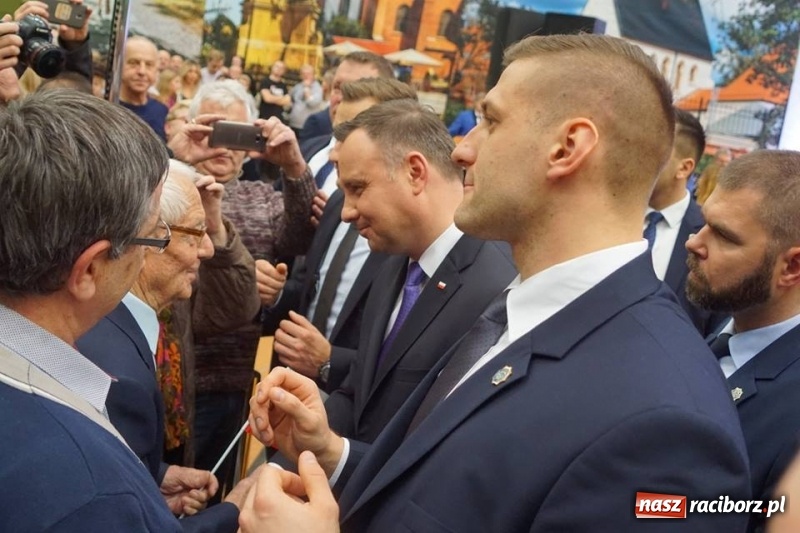 Zdjęcie w galerii na portalu naszraciborz.pl: Familiada, czyli co poszło nie tak na spotkaniu z prezydentem Andrzejem Dudą  wiadomości z regionu