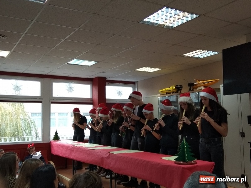 Zdjęcie w galerii na portalu naszraciborz.pl: Mistrzynie i mistrzowie fletu rywalizowali w Raciborzu  wiadomości z regionu