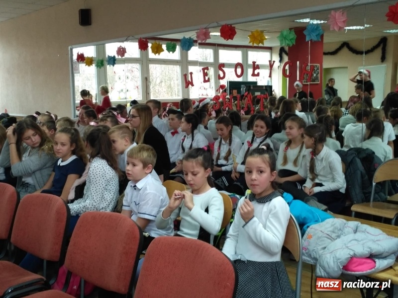 Zdjęcie w galerii na portalu naszraciborz.pl: Mistrzynie i mistrzowie fletu rywalizowali w Raciborzu  wiadomości z regionu