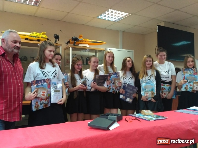 Zdjęcie w galerii na portalu naszraciborz.pl: Mistrzynie i mistrzowie fletu rywalizowali w Raciborzu  wiadomości z regionu