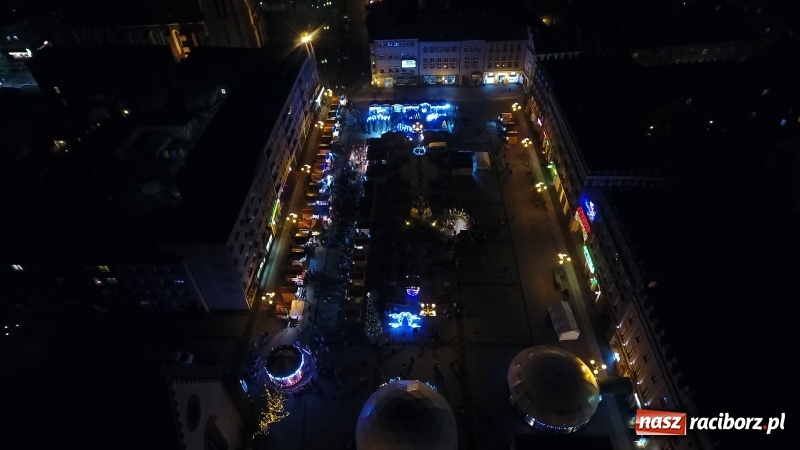Zdjęcie w galerii na portalu naszraciborz.pl: Raciborski jarmark okiem drona  wiadomości z regionu
