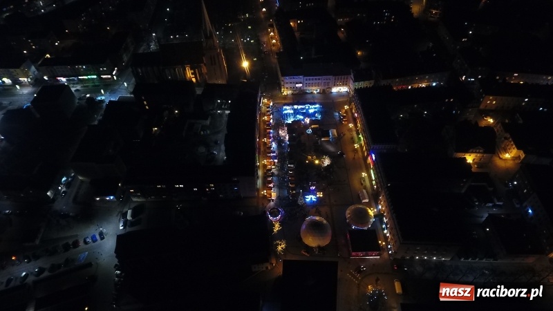 Zdjęcie w galerii na portalu naszraciborz.pl: Raciborski jarmark okiem drona  wiadomości z regionu