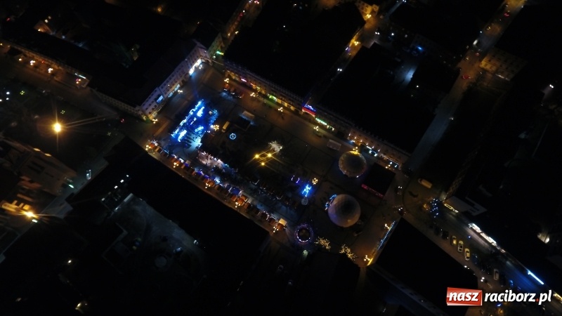 Zdjęcie w galerii na portalu naszraciborz.pl: Raciborski jarmark okiem drona  wiadomości z regionu