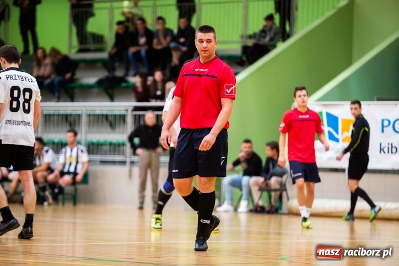 Zdjęcie w galerii na portalu naszraciborz.pl: Sobotnie emocje w Halowej Lidze Piłki Nożnej wiadomości z regionu