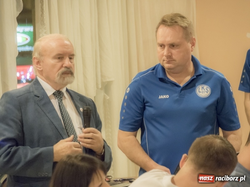 Zdjęcie w galerii na portalu naszraciborz.pl: W Markowicach każdy mógł stać się Cristiano Ronaldo. Mikołajkowy turniej FIFA 19 wiadomości z regionu