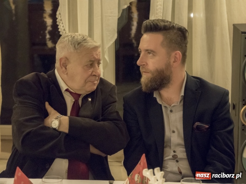 Zdjęcie w galerii na portalu naszraciborz.pl: W Markowicach każdy mógł stać się Cristiano Ronaldo. Mikołajkowy turniej FIFA 19 wiadomości z regionu