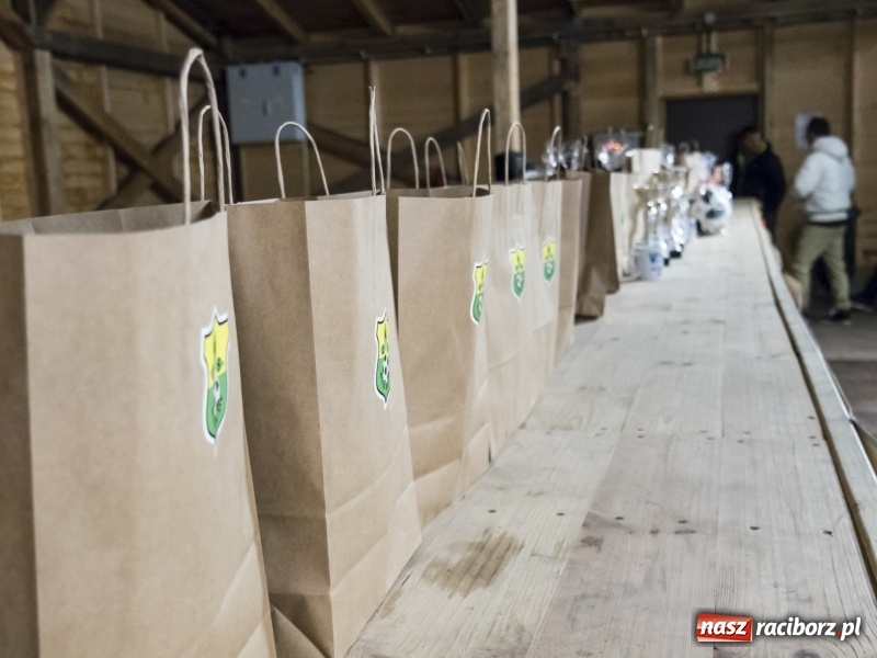 Zdjęcie w galerii na portalu naszraciborz.pl: W Rudach rywalizowano o tytuł mistrza gry komputerowej wiadomości z regionu