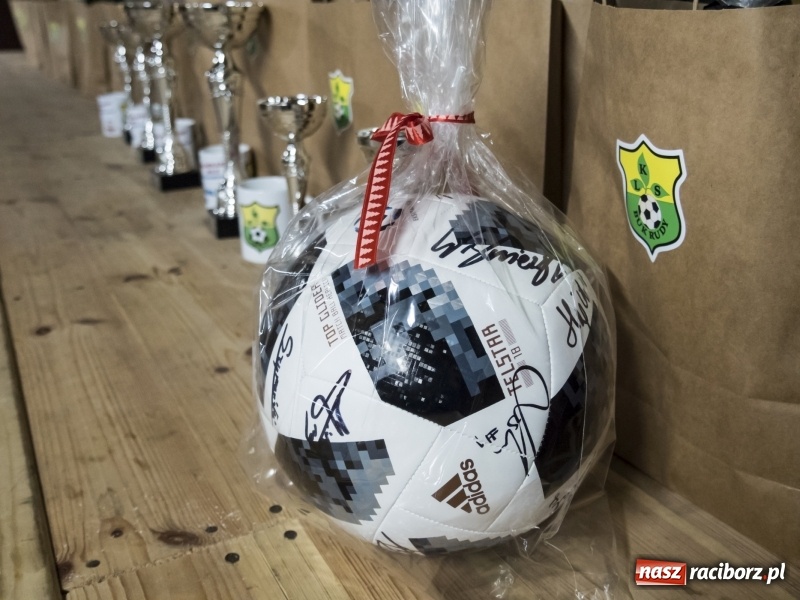 Zdjęcie w galerii na portalu naszraciborz.pl: W Rudach rywalizowano o tytuł mistrza gry komputerowej wiadomości z regionu