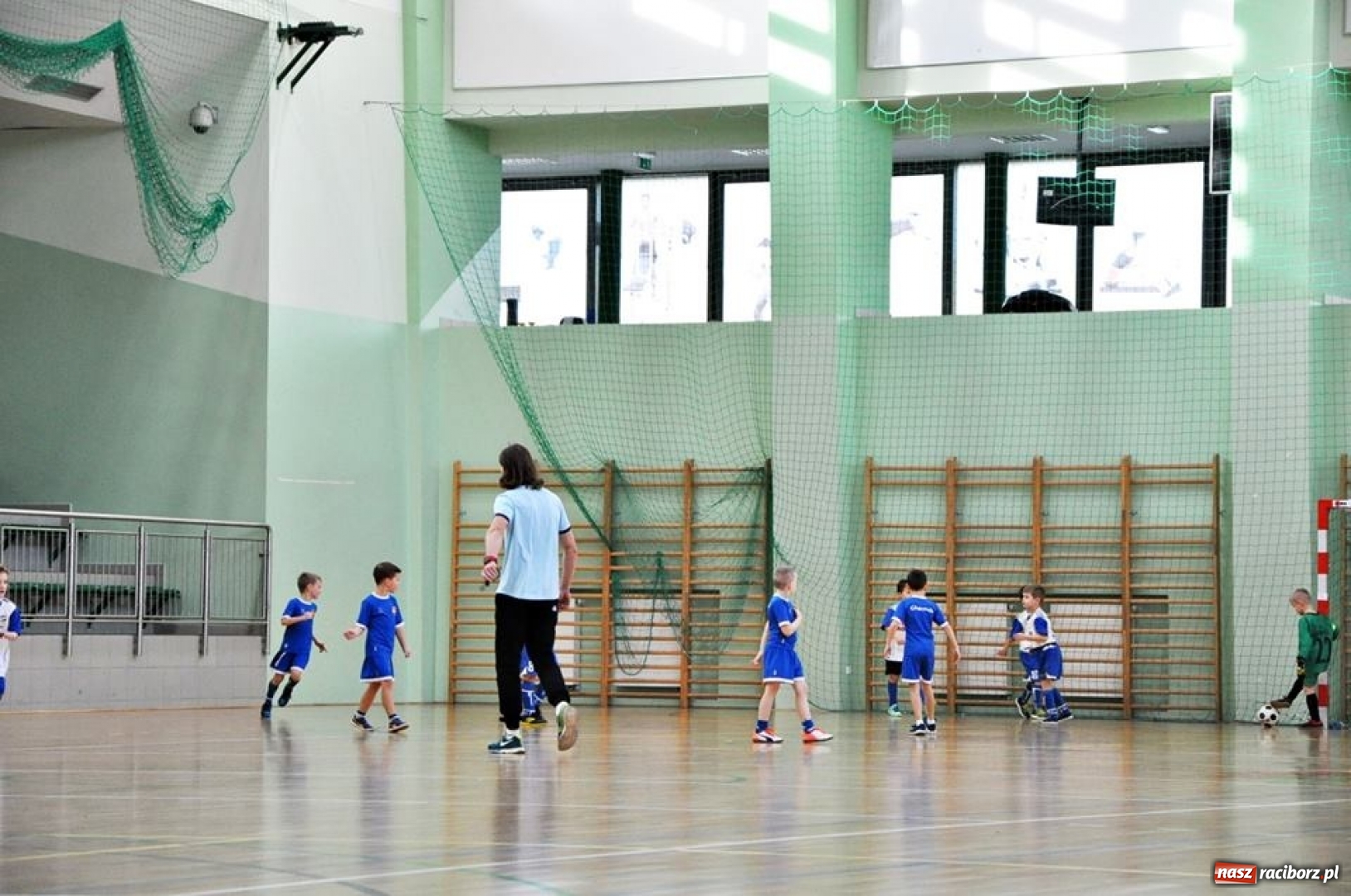 Zdjęcie w galerii na portalu naszraciborz.pl: IX mikołajkowy turniej piłki nożnej rocznika 2011 za nami wiadomości z regionu