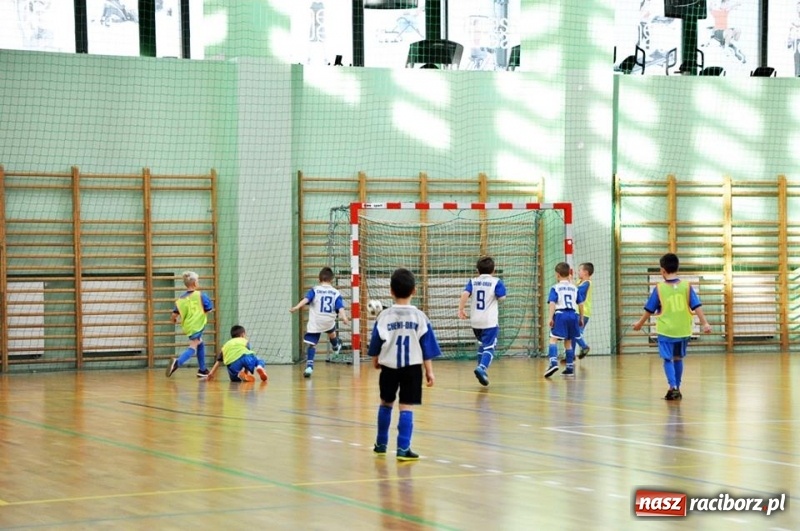 Zdjęcie w galerii na portalu naszraciborz.pl: IX mikołajkowy turniej piłki nożnej rocznika 2011 za nami wiadomości z regionu