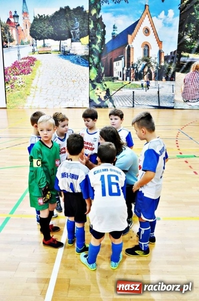 Zdjęcie w galerii na portalu naszraciborz.pl: IX mikołajkowy turniej piłki nożnej rocznika 2011 za nami wiadomości z regionu