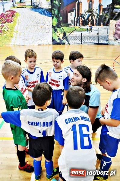 Zdjęcie w galerii na portalu naszraciborz.pl: IX mikołajkowy turniej piłki nożnej rocznika 2011 za nami wiadomości z regionu