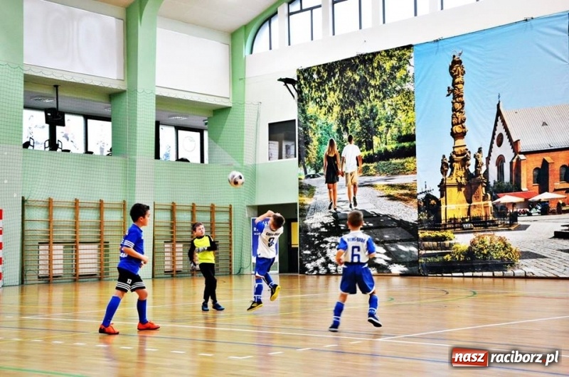 Zdjęcie w galerii na portalu naszraciborz.pl: IX mikołajkowy turniej piłki nożnej rocznika 2011 za nami wiadomości z regionu