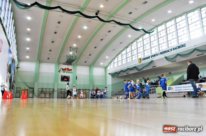 Zdjęcie w galerii na portalu naszraciborz.pl: IX mikołajkowy turniej piłki nożnej rocznika 2011 za nami wiadomości z regionu