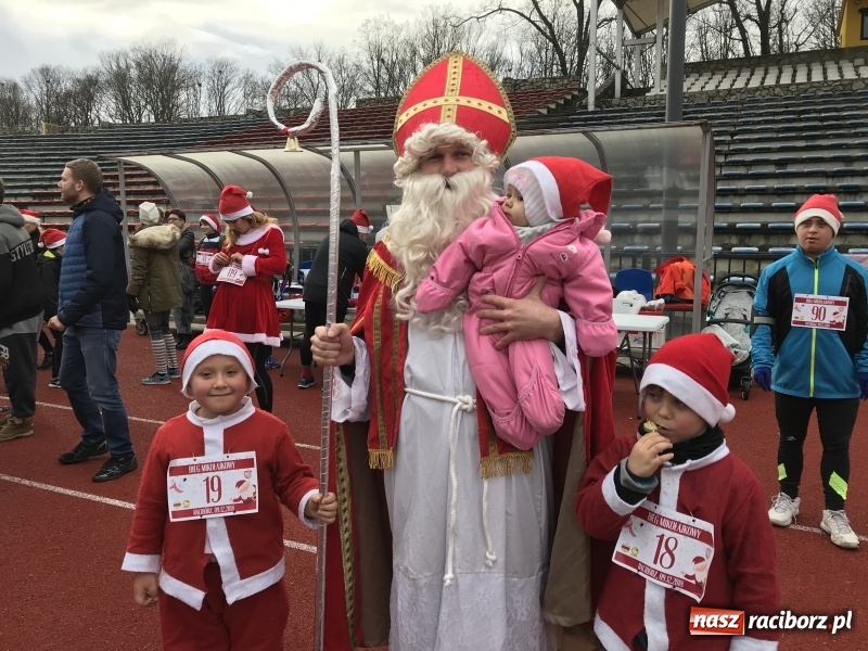 Zdjęcie w galerii na portalu naszraciborz.pl: Raciborski Bieg Mikołajkowy FOTO i WIDEO wiadomości z regionu
