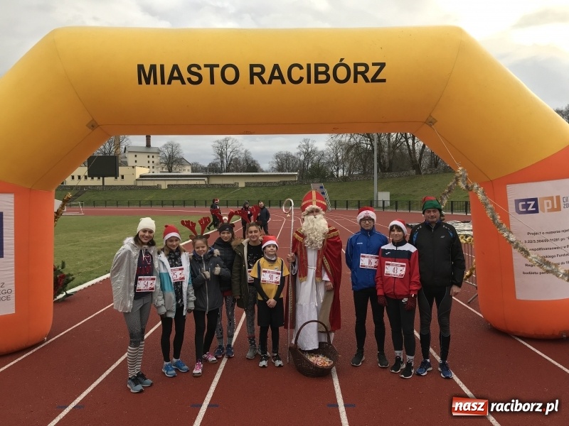Zdjęcie w galerii na portalu naszraciborz.pl: Raciborski Bieg Mikołajkowy FOTO i WIDEO wiadomości z regionu