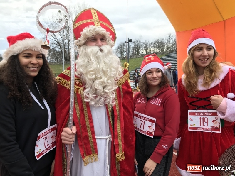 Zdjęcie w galerii na portalu naszraciborz.pl: Raciborski Bieg Mikołajkowy FOTO i WIDEO wiadomości z regionu