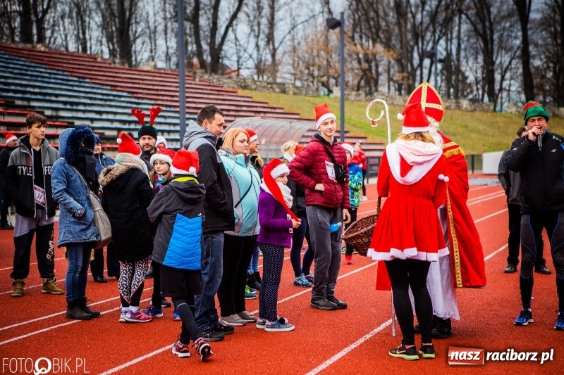 Zdjęcie w galerii na portalu naszraciborz.pl: Raciborski Bieg Mikołajkowy FOTO i WIDEO wiadomości z regionu