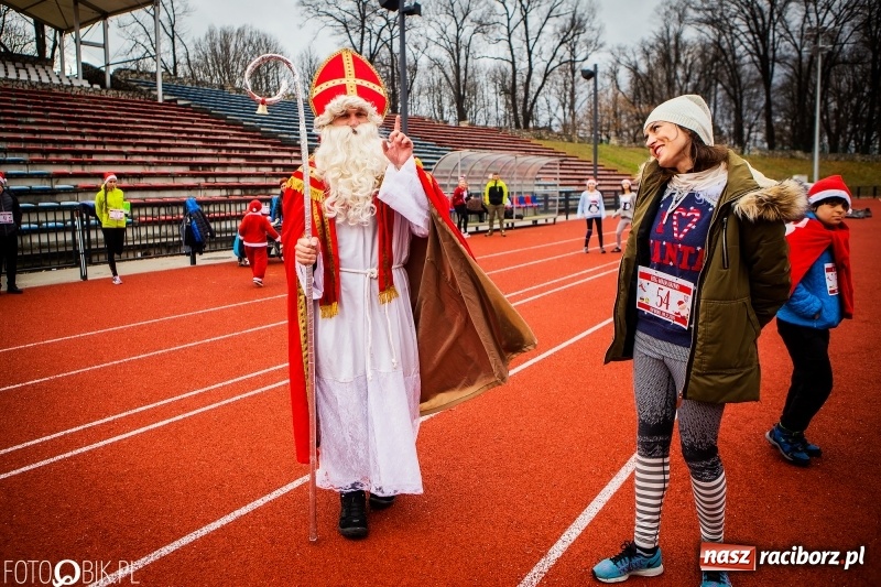 Zdjęcie w galerii na portalu naszraciborz.pl: Raciborski Bieg Mikołajkowy FOTO i WIDEO wiadomości z regionu