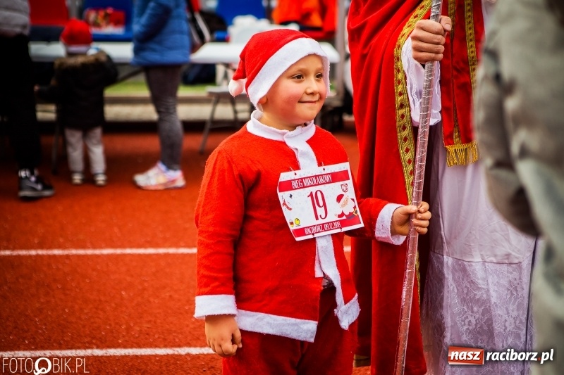 Zdjęcie w galerii na portalu naszraciborz.pl: Raciborski Bieg Mikołajkowy FOTO i WIDEO wiadomości z regionu