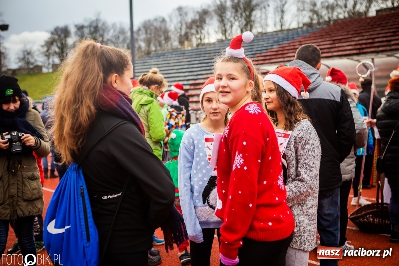 Zdjęcie w galerii na portalu naszraciborz.pl: Raciborski Bieg Mikołajkowy FOTO i WIDEO wiadomości z regionu